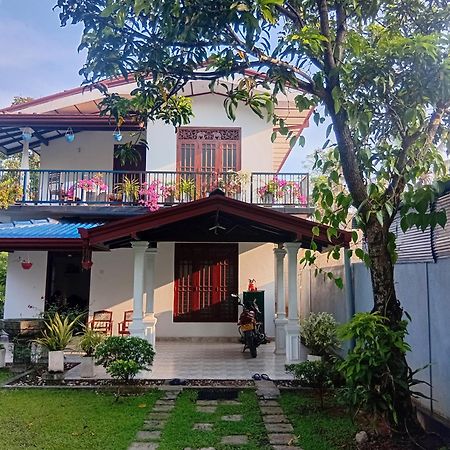 Fourcoock Villa Kosgoda Exterior photo
